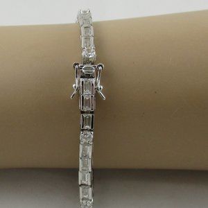 Absolute Round & Baguette Line Bracelet